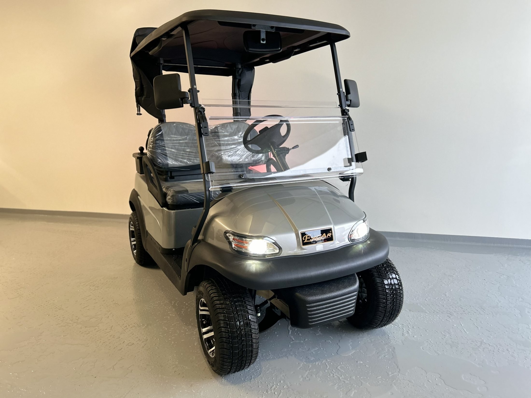 Excar Classic 2 sæta golfbíll - Grár - Svört sæti