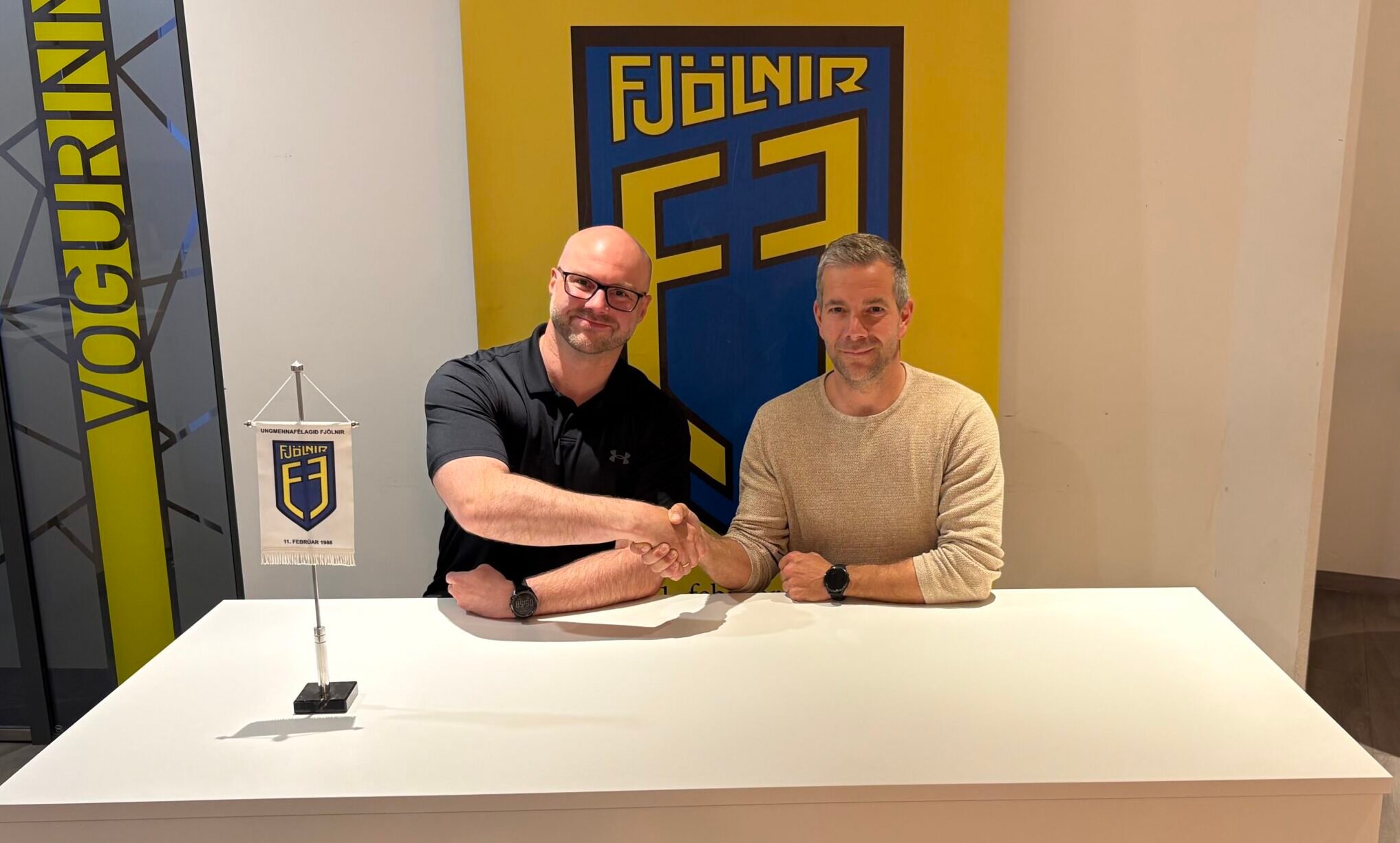 Ráðinn í nokkur hlutverk í Grafarvoginum